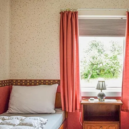 5 Bedroom Lovely In Bjoa Utbjoa