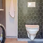 Vakantiehuis 5 Bedroom Lovely In Bjoa *